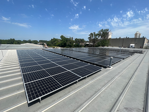 A state-of-the-art commercial solar installation by True Solar in Iowa, delivering clean, cost-effective energy solutions.